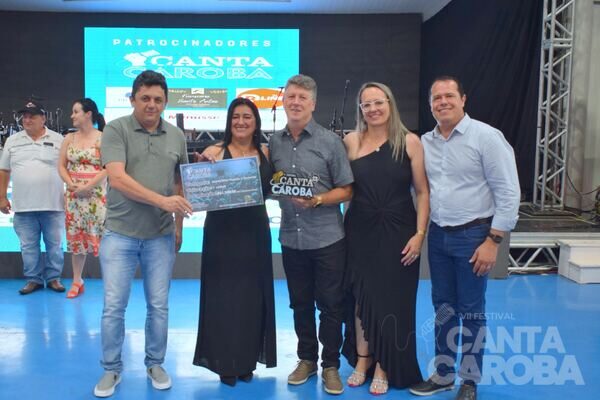 Premiação do V Canta Caroba